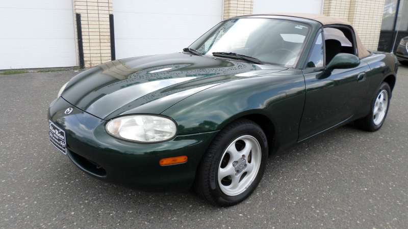 Illustration for article titled Here Are Ten Of The Best Convertibles On eBay For Less Than $10,000